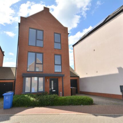 3 Dumfries Drive, Derby, DE22 3XT Gallery image 1