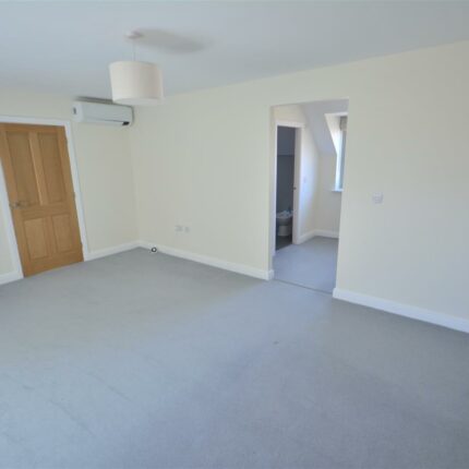 4 Primavera, Trent Lane, Newton Solney, Burton-On-Trent, DE15 0SF Gallery image 8