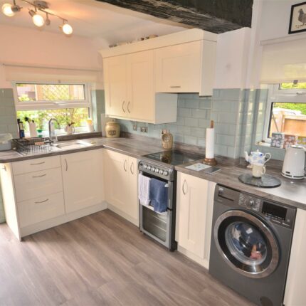 The School House, Main Road, Brailsford, Ashbourne, DE6 3DA Gallery image 3