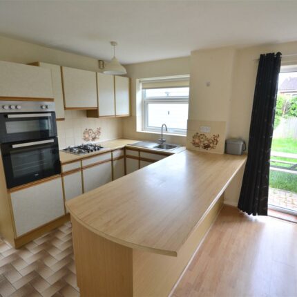 27 Inglewood Avenue, Mickleover, Derby, DE3 0RT Gallery image 2