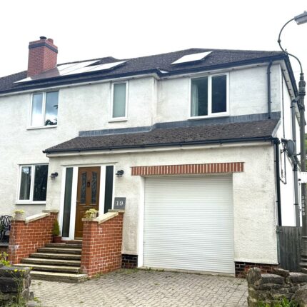 19 Thorncliffe Avenue, Matlock, Darley Dale, DE4 2HU Gallery image 1