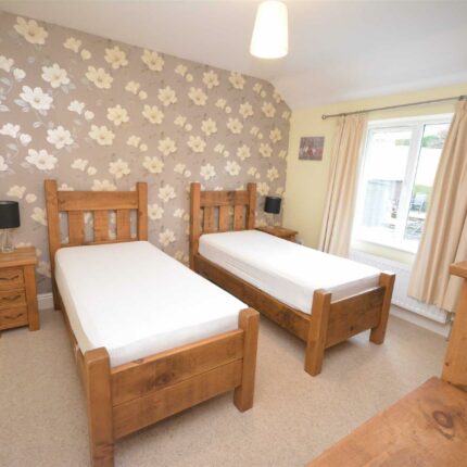 19 Thorncliffe Avenue, Matlock, Darley Dale, DE4 2HU Gallery image 10