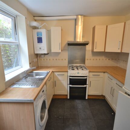 3 Charnwood Terrace, St John’s Road, Matlock Bath, Derbyshire, DE4 3PR Gallery image 3