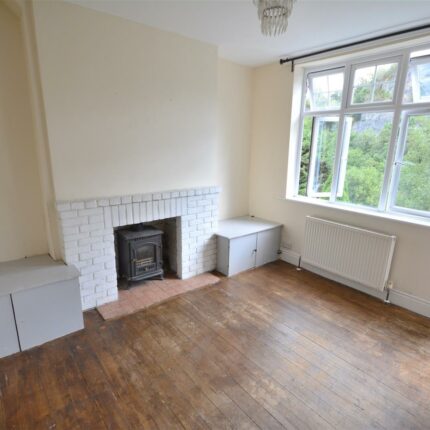 3 Charnwood Terrace, St John’s Road, Matlock Bath, Derbyshire, DE4 3PR Gallery image 2