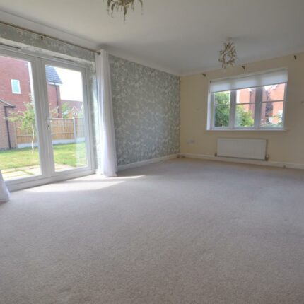 22 Magdalene Drive, Mickleover, Derby, DE3 9DH Gallery image 2
