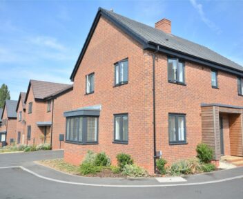 Preview image for 12 Bridgeman Drive, Derby, DE22 2TW