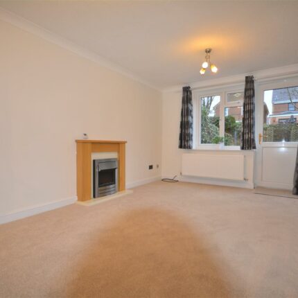 5 Severn Close, Uttoxeter, Staffs, ST14 8UJ Gallery image 3
