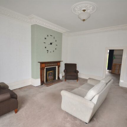 Lower Floor, Flat 1, 39 Dale Road, Matlock, Derbyshire, DE4 3LT Gallery image 3