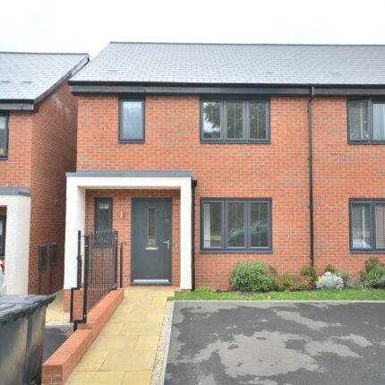 27 Crabtree Hill Drive, Derby, DE22 2SR Gallery image 1